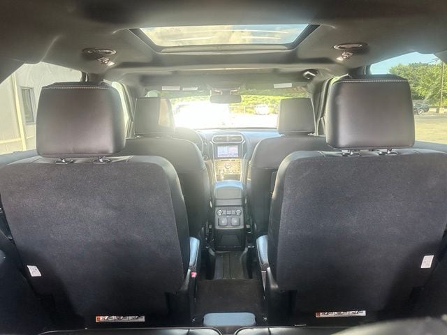 Photo 16