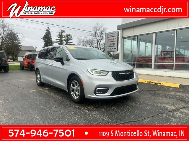 2024 Chrysler Pacifica Limited's photo