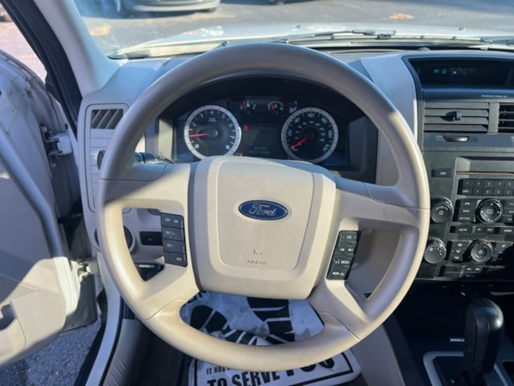 Used 2011 Ford Escape XLS SUV