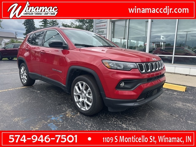 2023 Jeep Compass Latitude Lux's photo