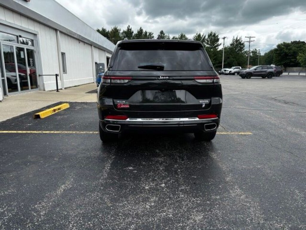 Used 2023 Jeep Grand Cherokee Overland SUV