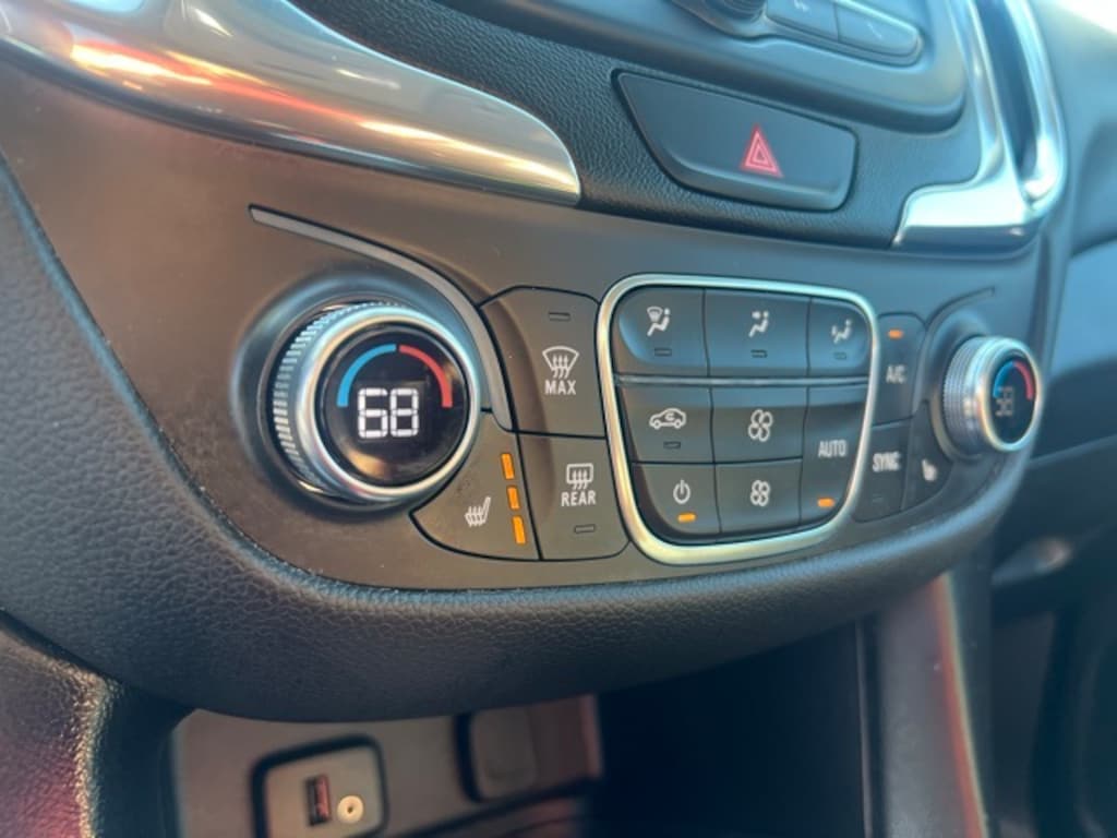 Used 2018 Chevrolet Equinox LT w/1LT SUV