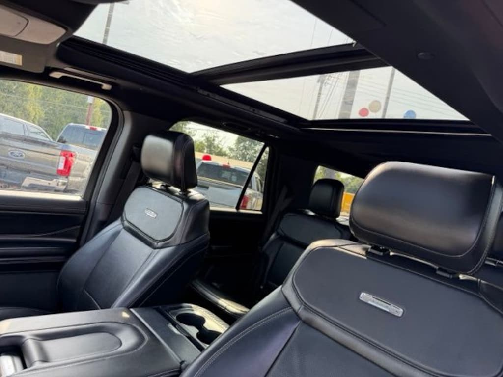 Used 2025 Ford Expedition Platinum SUV