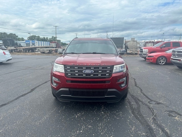 Used 2017 Ford Explorer XLT with VIN 1FM5K8D81HGB61910 for sale in Winamac, IN