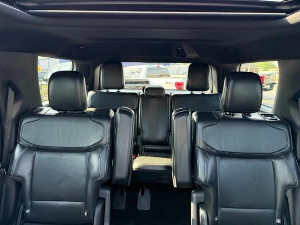 Used 2025 Ford Expedition Platinum SUV