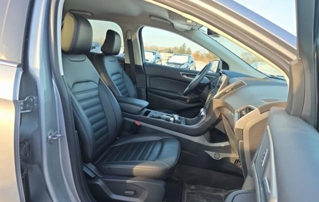 Used 2024 Ford Edge SEL SUV
