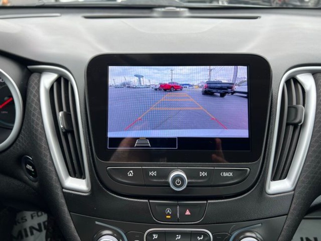 Used 2023 Chevrolet Malibu LT w/1LT Sedan