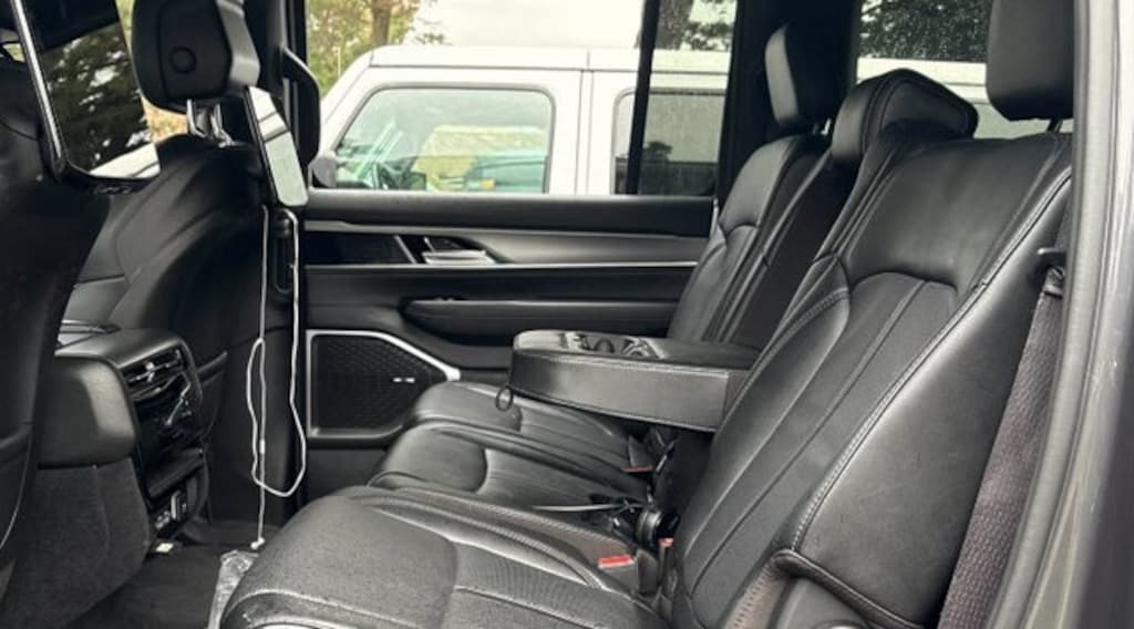 Used 2024 Jeep Wagoneer Series II SUV