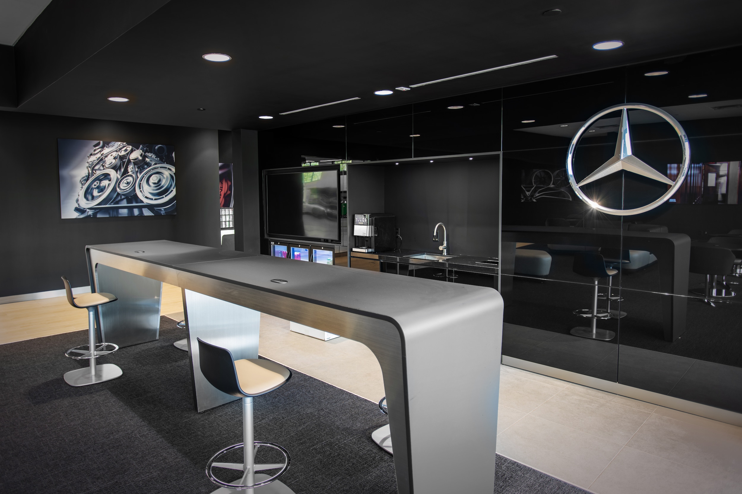 Interior3.jpg