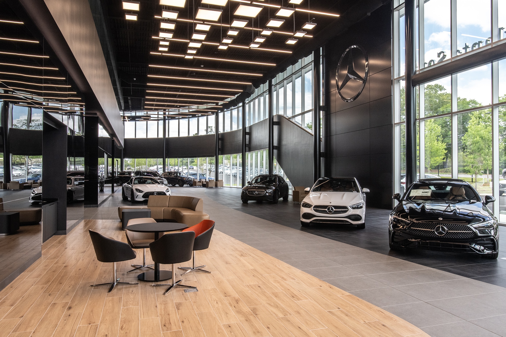 Mercedes--100.jpg