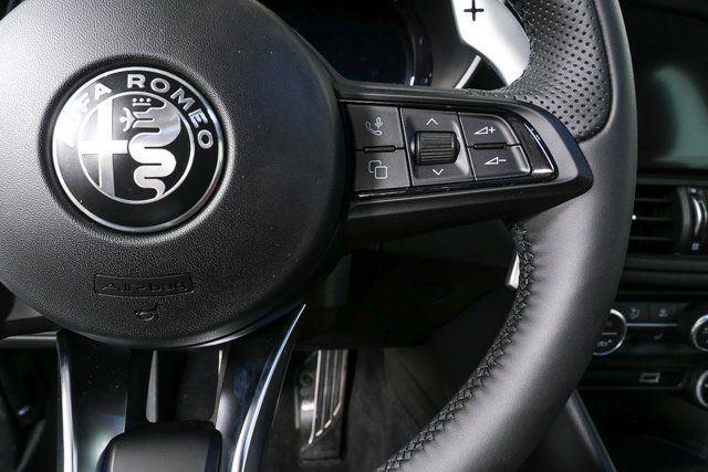 2026 Alfa Romeo Giulia Base - Photo 11