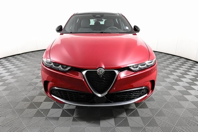 2024 Alfa Romeo Tonale Ti photo 2