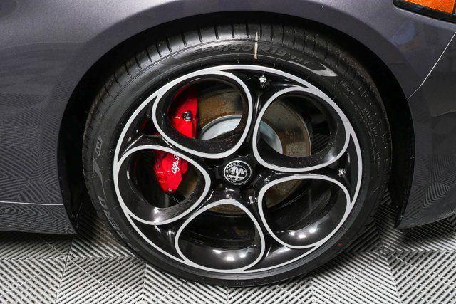 2026 Alfa Romeo Giulia Base - Photo 6