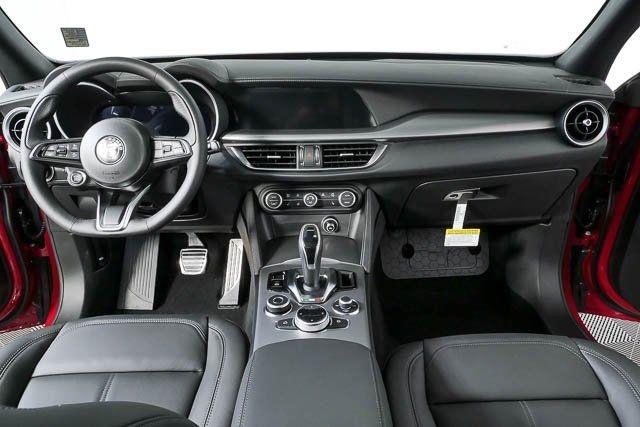 2026 Alfa Romeo Stelvio Base - Photo 19