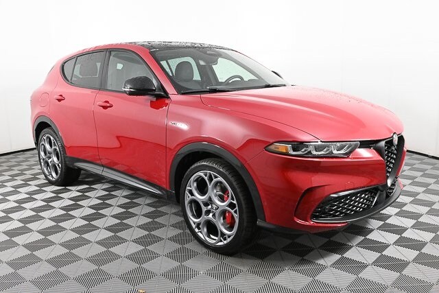 2024 Alfa Romeo Tonale Veloce photo 2