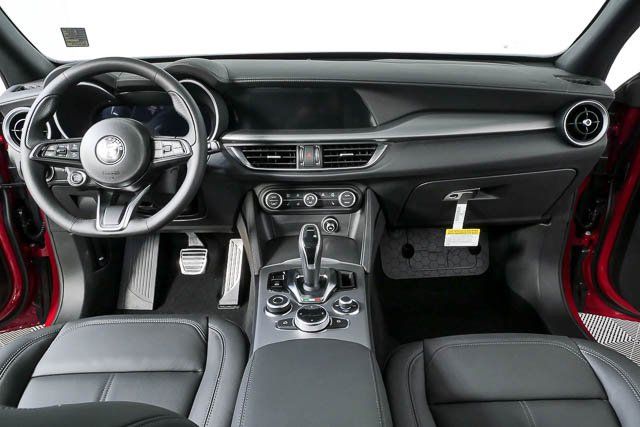 2026 Alfa Romeo Stelvio Base - Photo 19