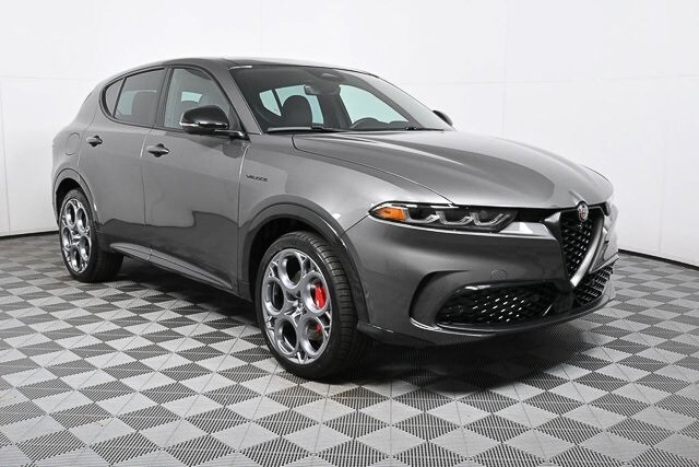 2024 Alfa Romeo Tonale Veloce photo 2