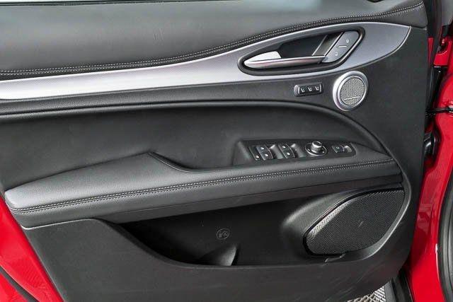 2026 Alfa Romeo Stelvio Base - Photo 8