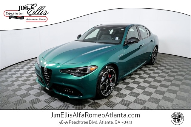 2025 Alfa Romeo Giulia Base's photo