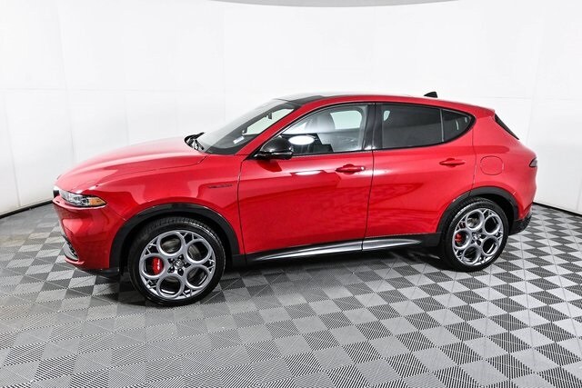 2024 Alfa Romeo Tonale Veloce photo 4