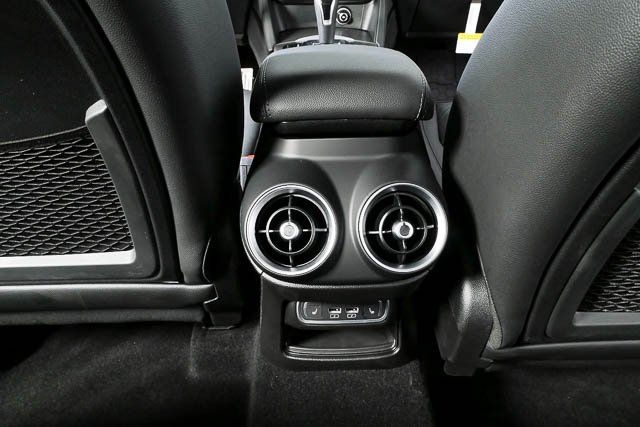 2026 Alfa Romeo Stelvio Base - Photo 20