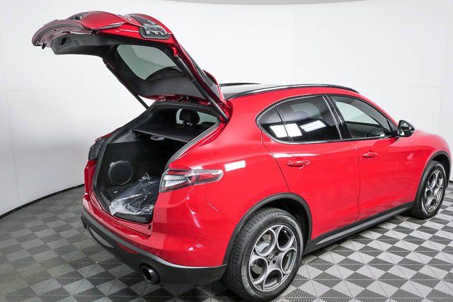 2026 Alfa Romeo Stelvio Base - Photo 27