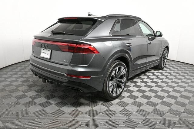 2026 Audi Q8 55 Premium Plus photo 2