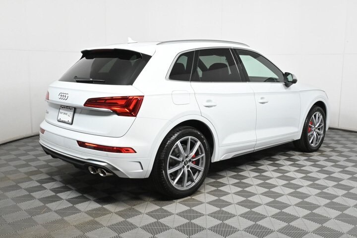 2025 Audi SQ5 Premium Plus photo 3