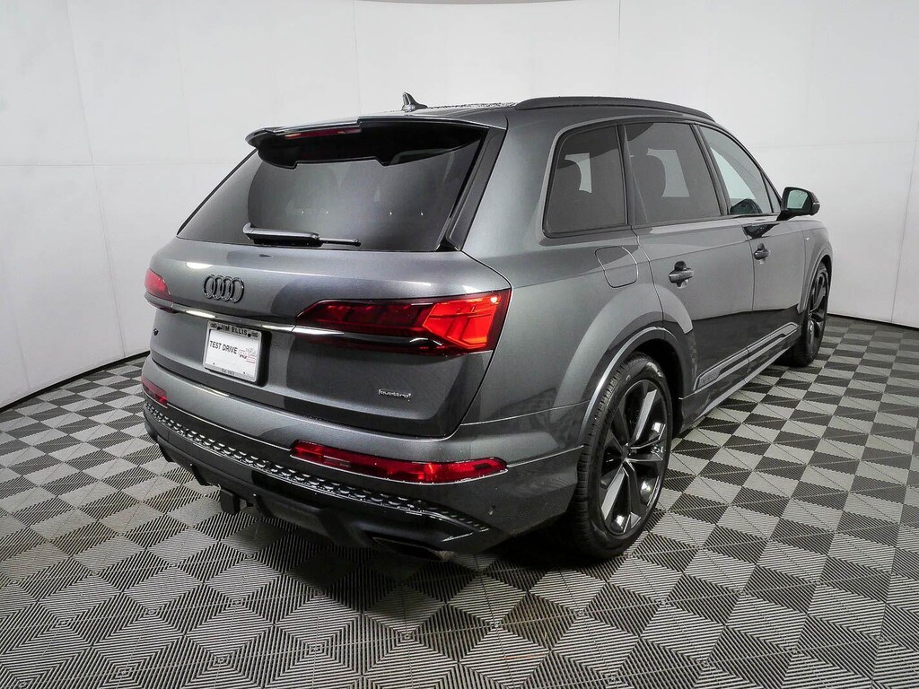 New 2026 Audi Q7 SUV