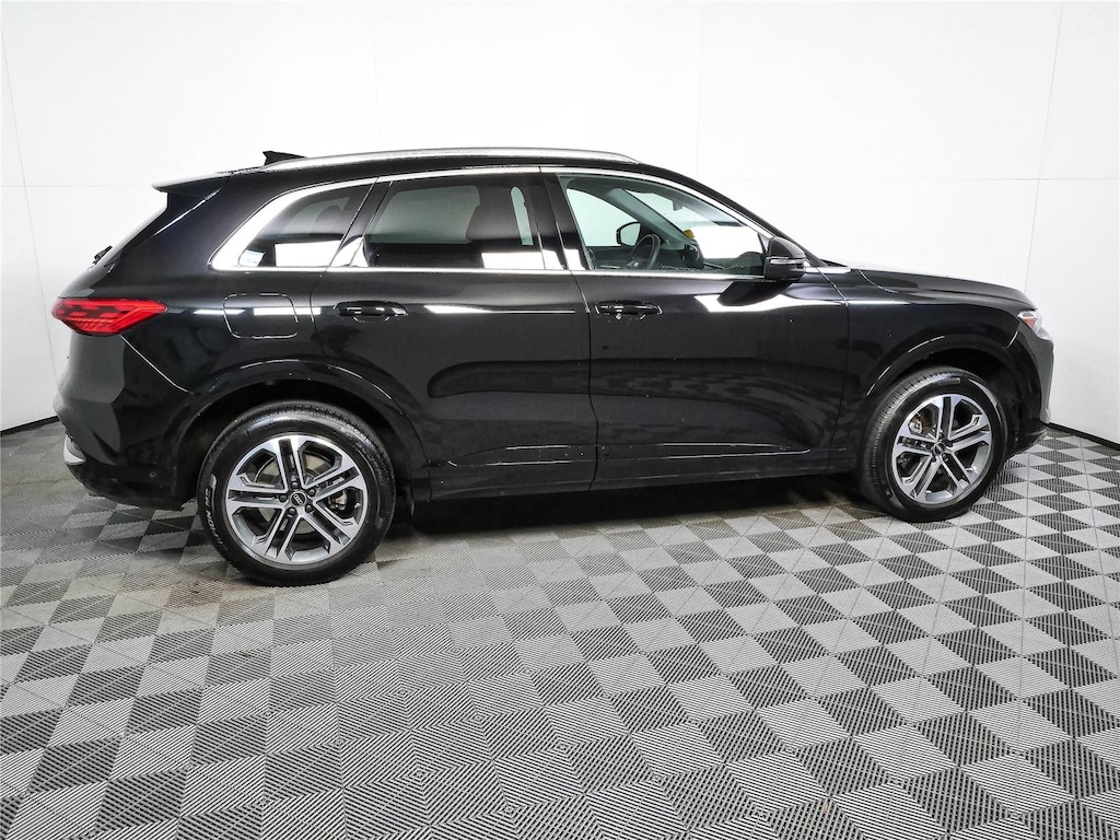 Used 2025 Audi Q5 Premium SUV