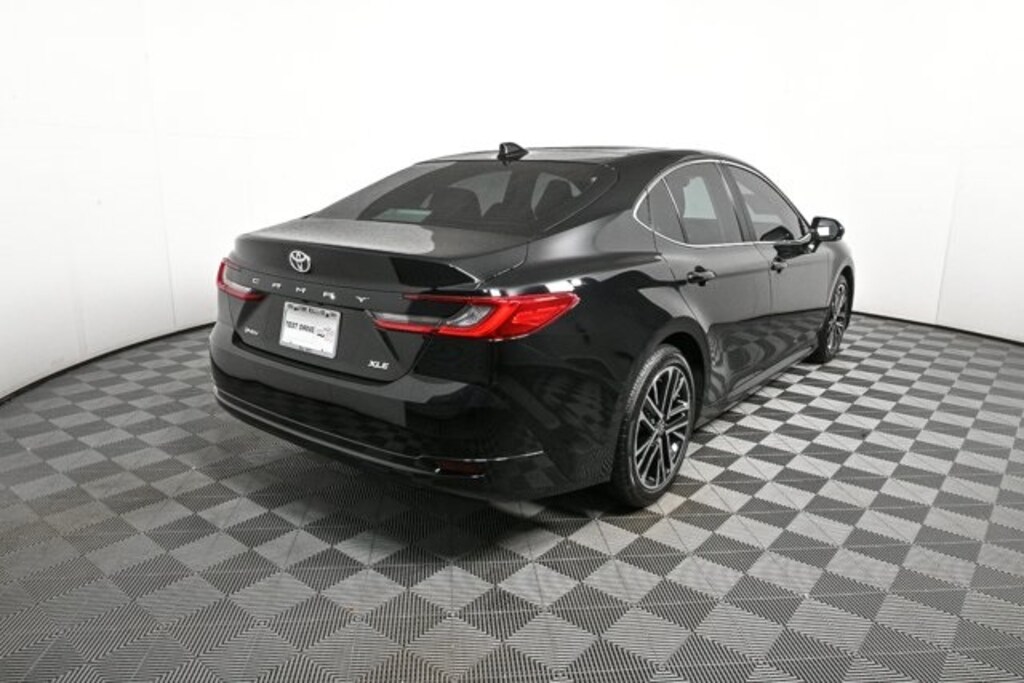 Used 2025 Toyota Camry XLE Sedan
