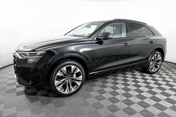 2025 Audi Q8 55 Premium photo 2