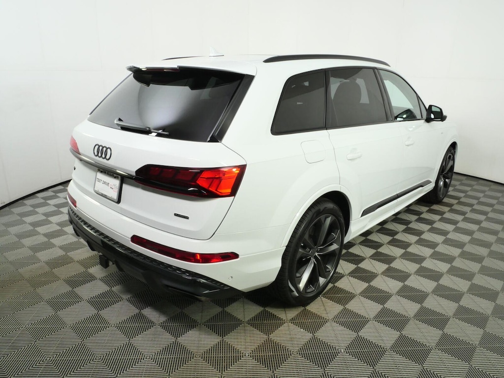 New 2026 Audi Q7 SUV