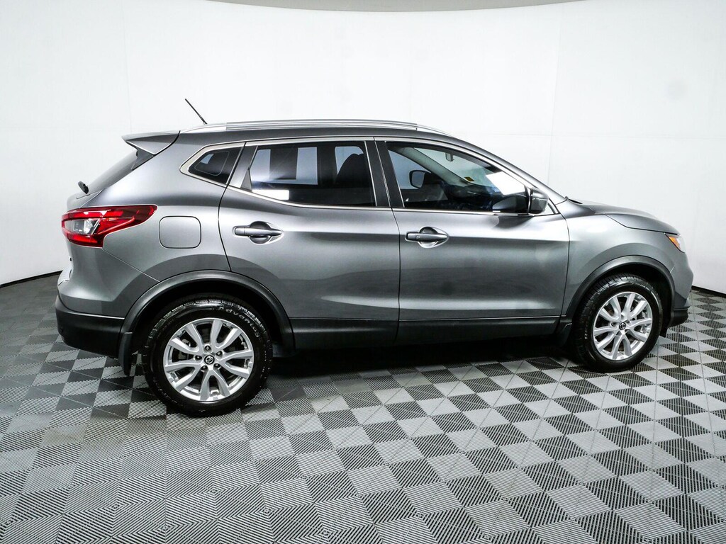 Used 2022 Nissan Rogue Sport SV SUV