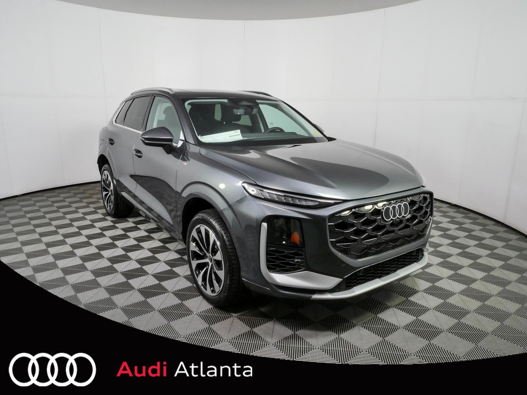 2026 Audi Q3 S line quattro's photo