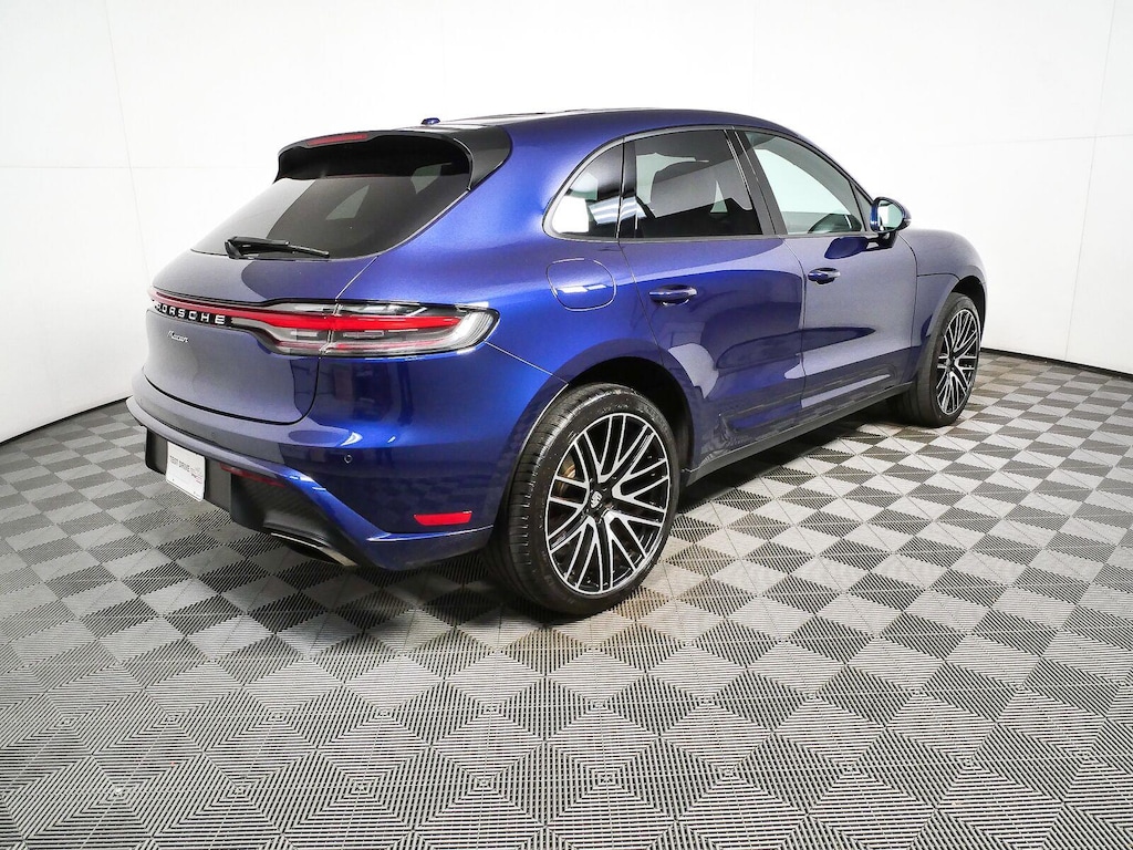 Used 2025 Porsche Macan T SUV