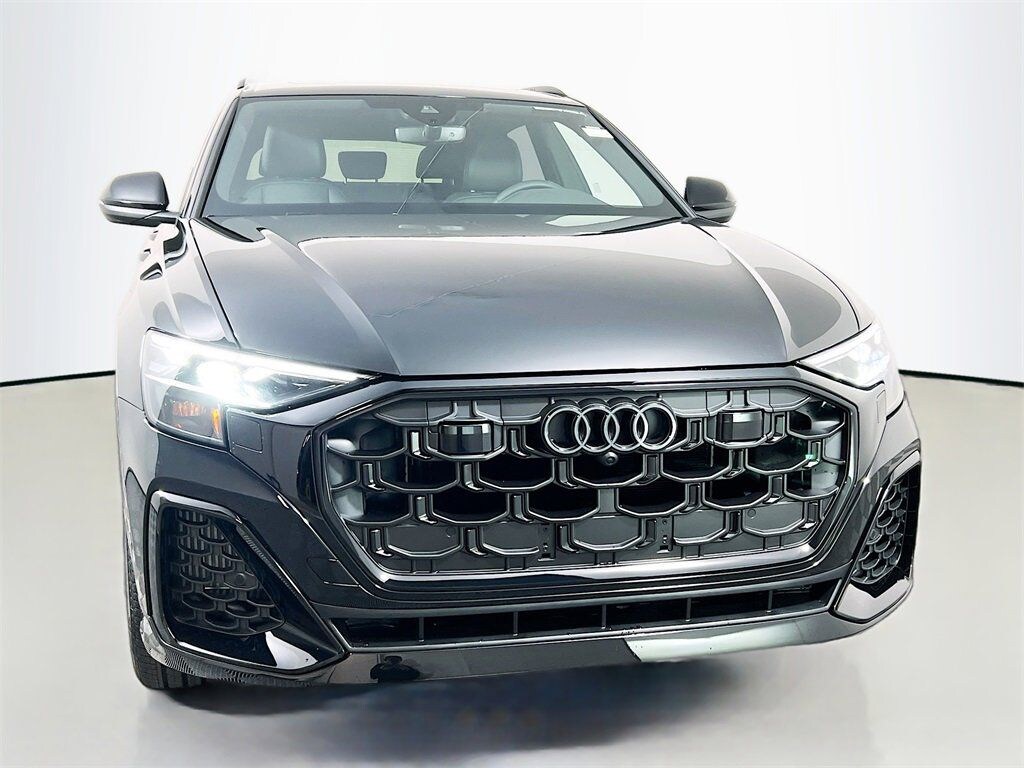New 2026 Audi Q8 SUV
