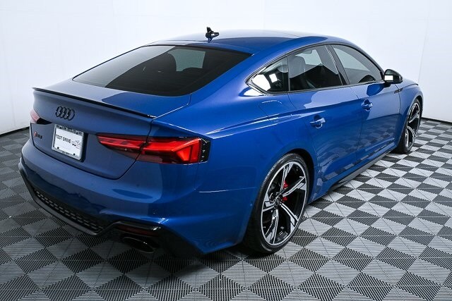 2023 Audi RS 5 photo 3