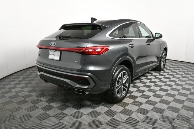 2025 Audi Q5 2.0T Premium photo 3