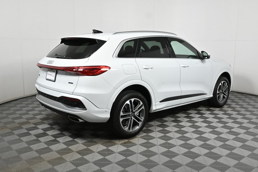 2025 Audi Q5 2.0T Premium photo 3