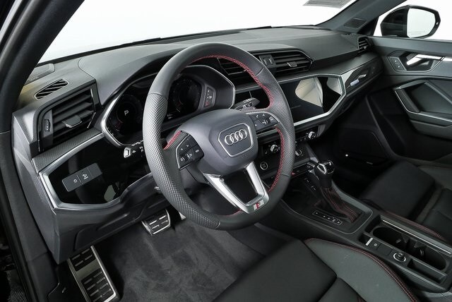 2025 Audi Q3 Premium Plus S line photo 3
