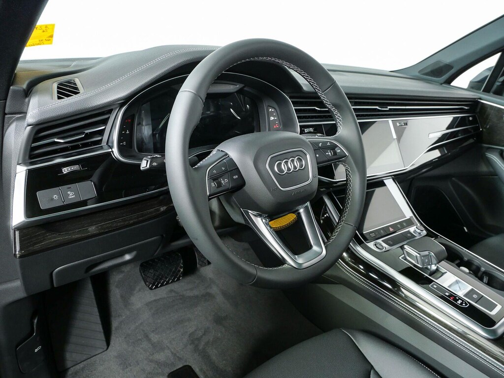 New 2026 Audi Q7 SUV