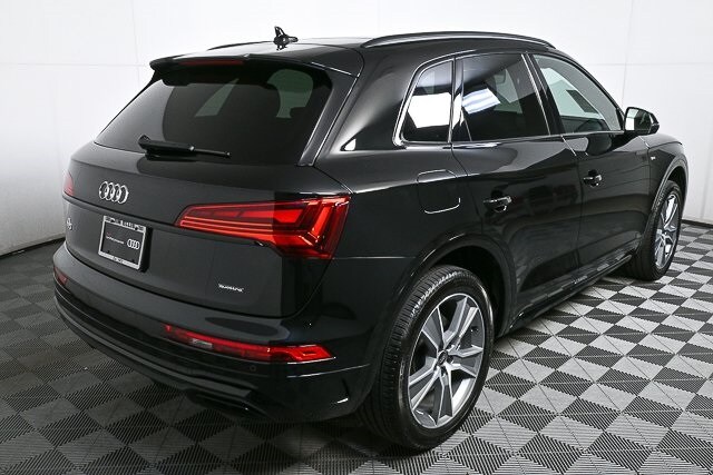 2025 Audi Q5 45 S line Premium photo 3