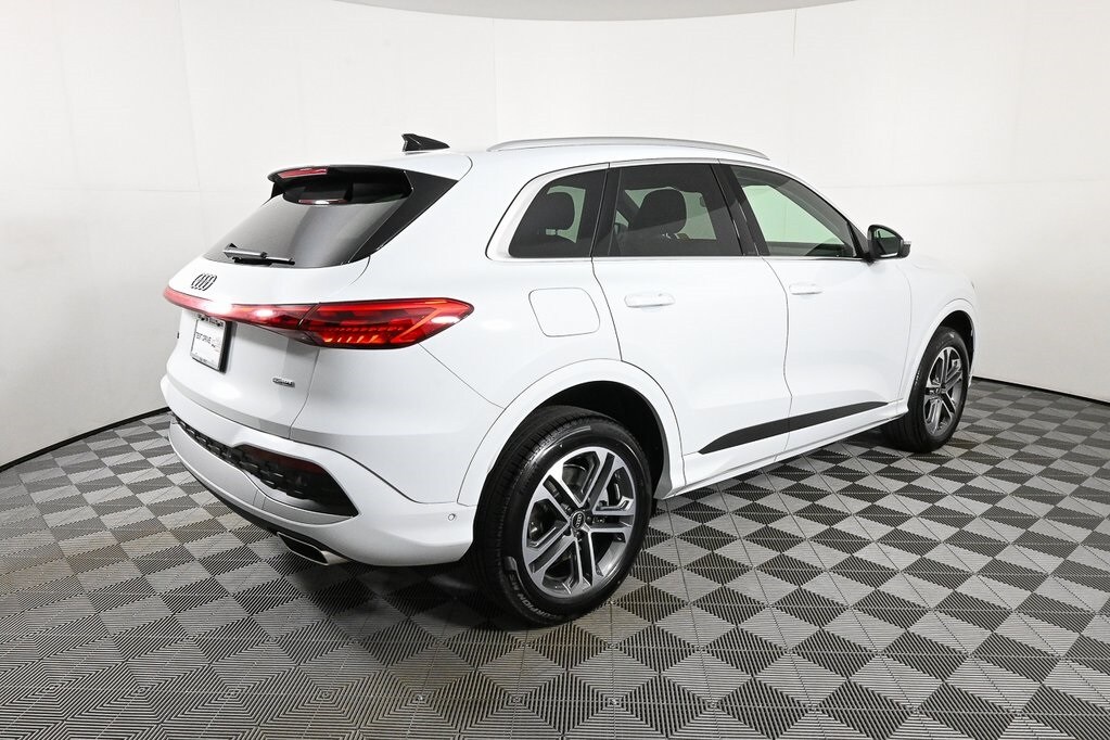 2025 Audi Q5 2.0T Premium photo 3