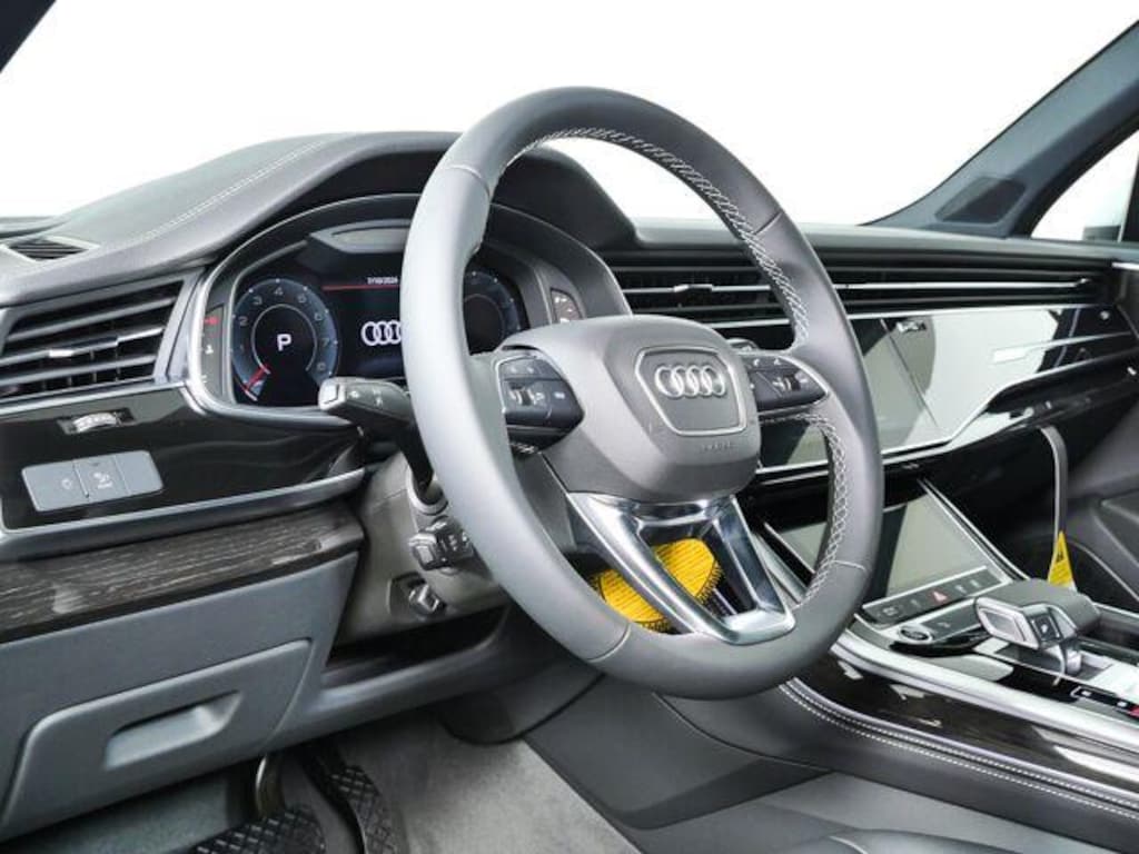 New 2026 Audi Q7 SUV