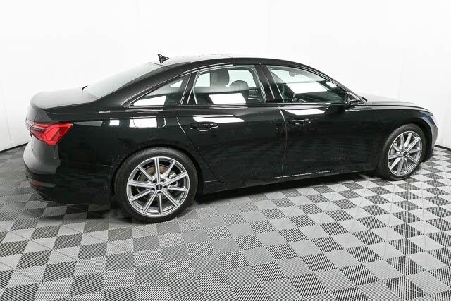 2025 Audi A6 Quattro Premium Plus photo 2