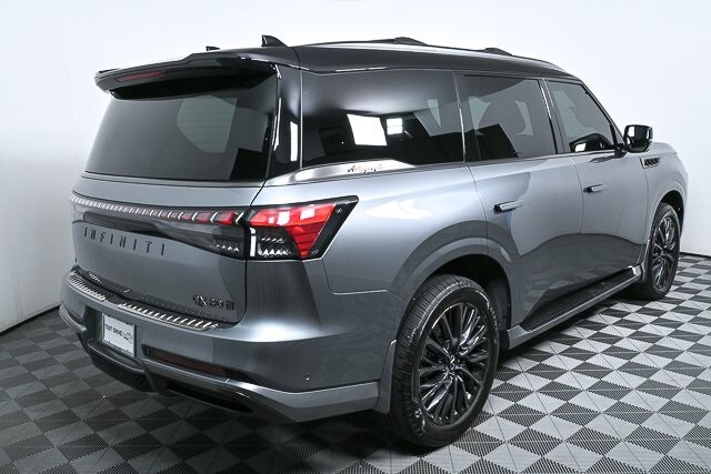 2025 Infiniti QX80 photo 2
