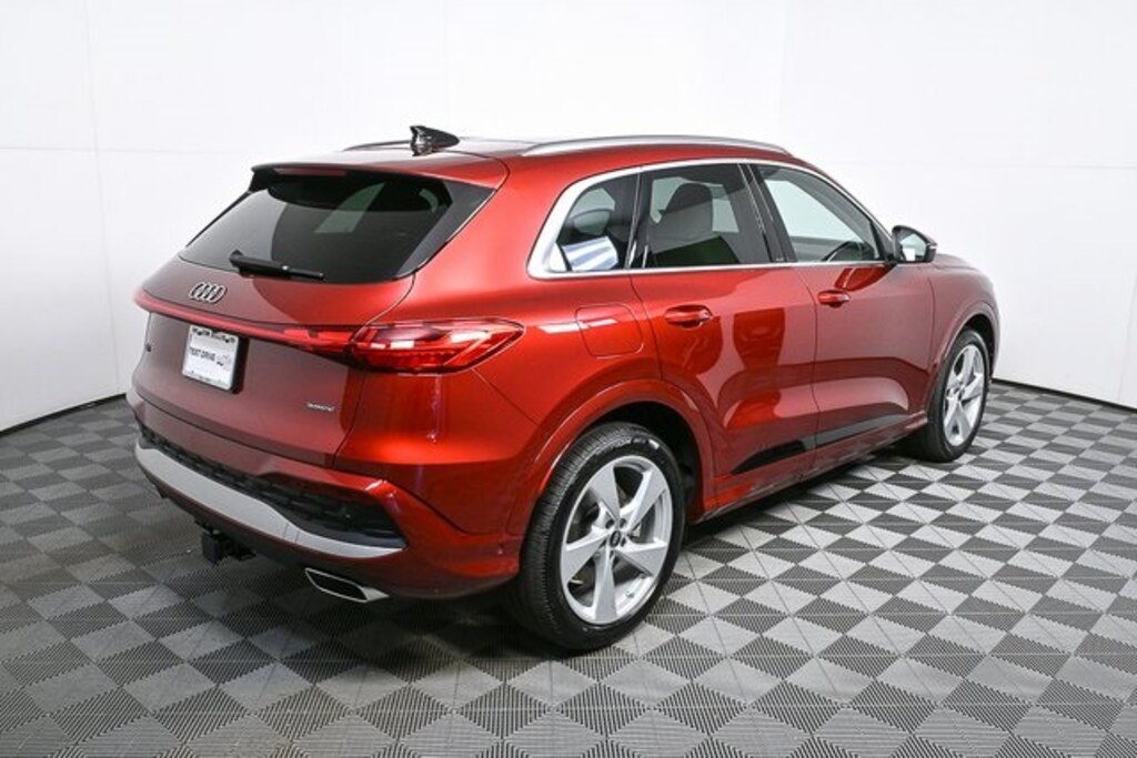 New 2025 Audi All-new Q5 2.0T Prestige SUV