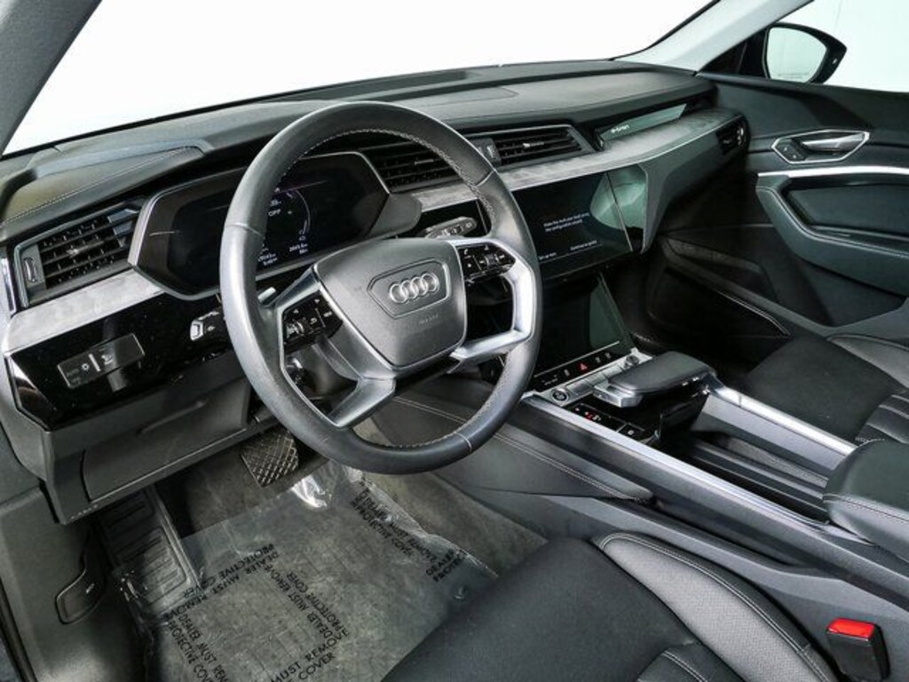 Used 2024 Audi Q8 e-tron Prestige SUV