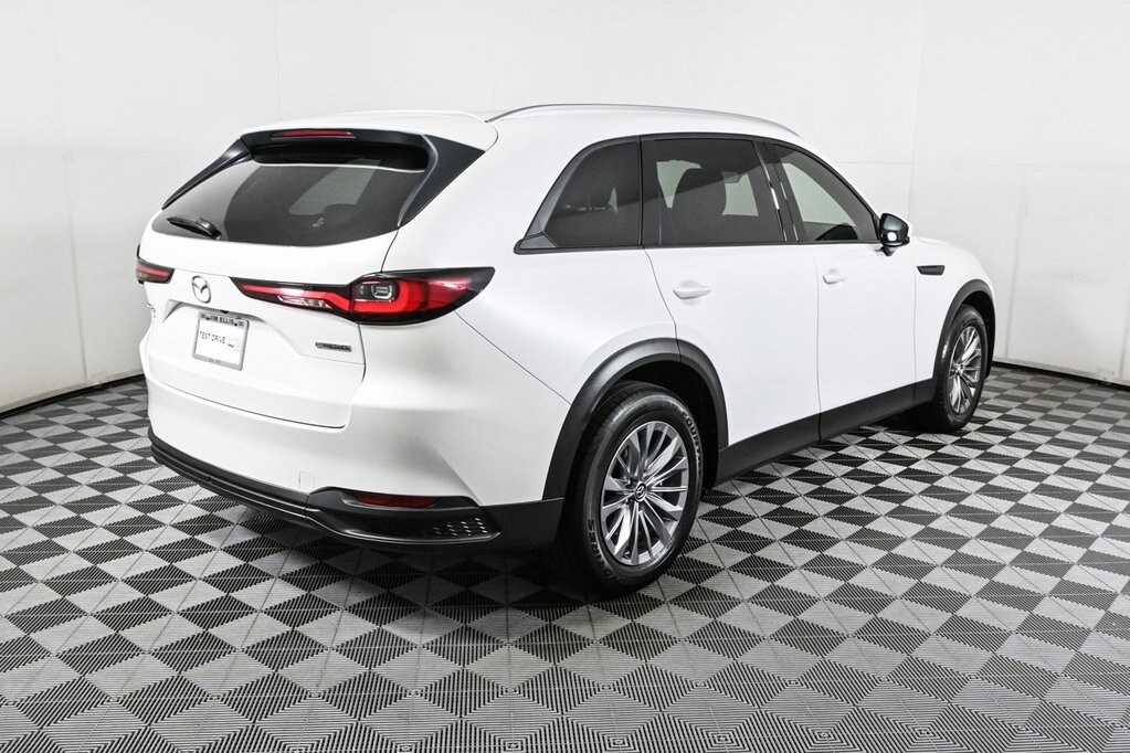 2024 Mazda CX-90 3.3 Turbo Preferred photo 2